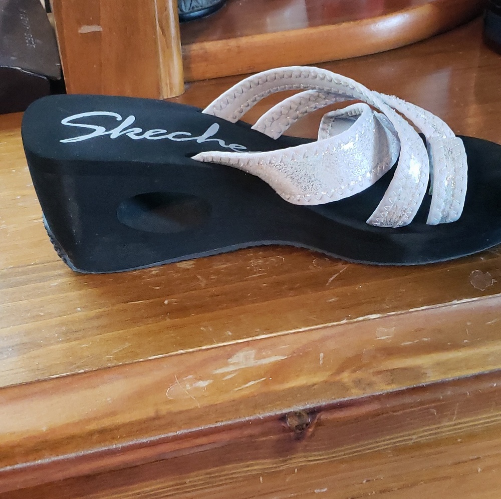 Women's Skechers Wedge